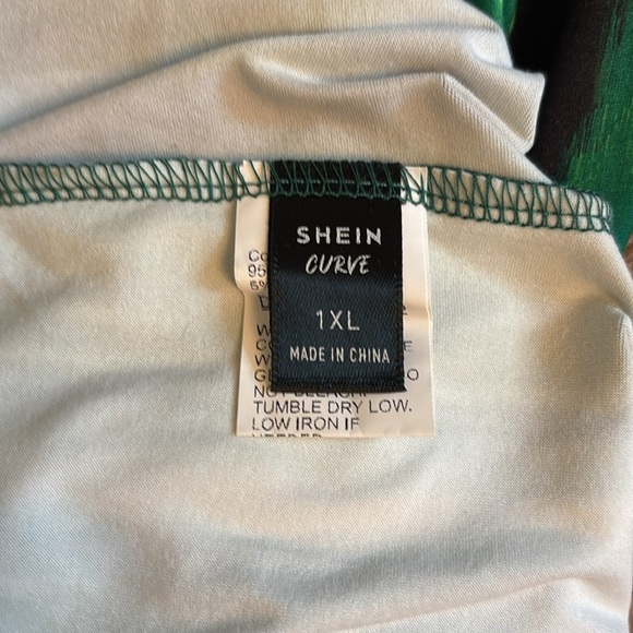 SHEIN Curve Tropical MIDI dress - Picture 5 of 6